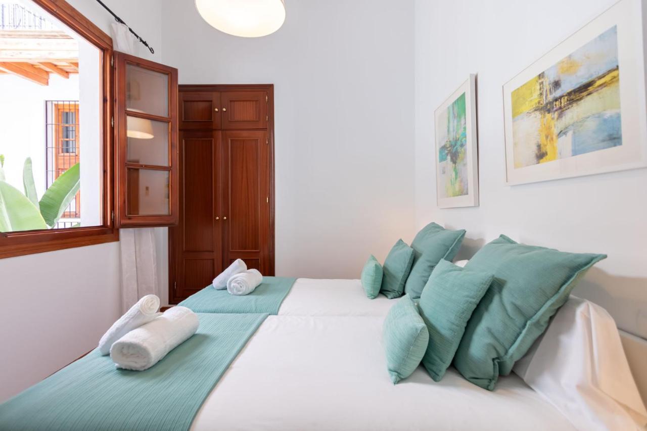 Abades Giralda Deluxe By Valcambre Apartment Seville Luaran gambar