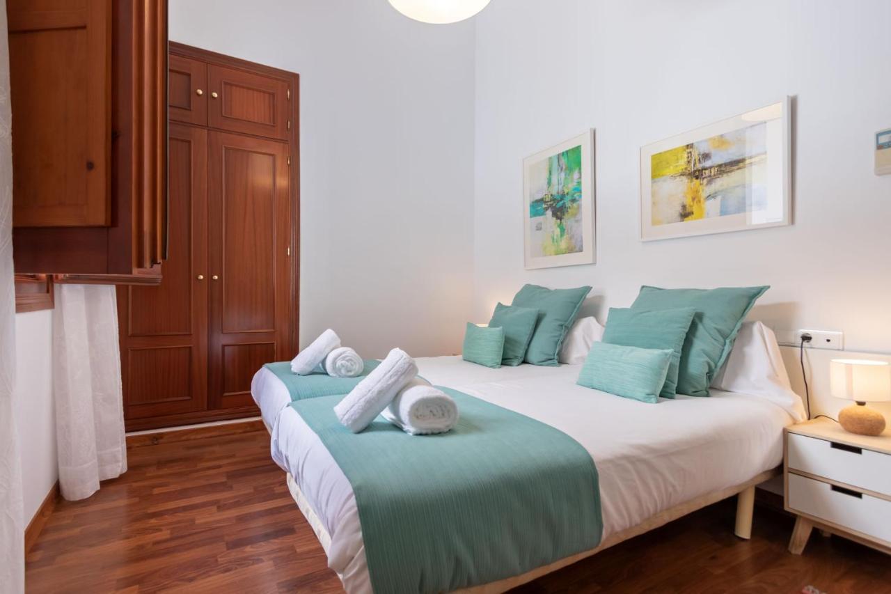 Abades Giralda Deluxe By Valcambre Apartment Seville Luaran gambar