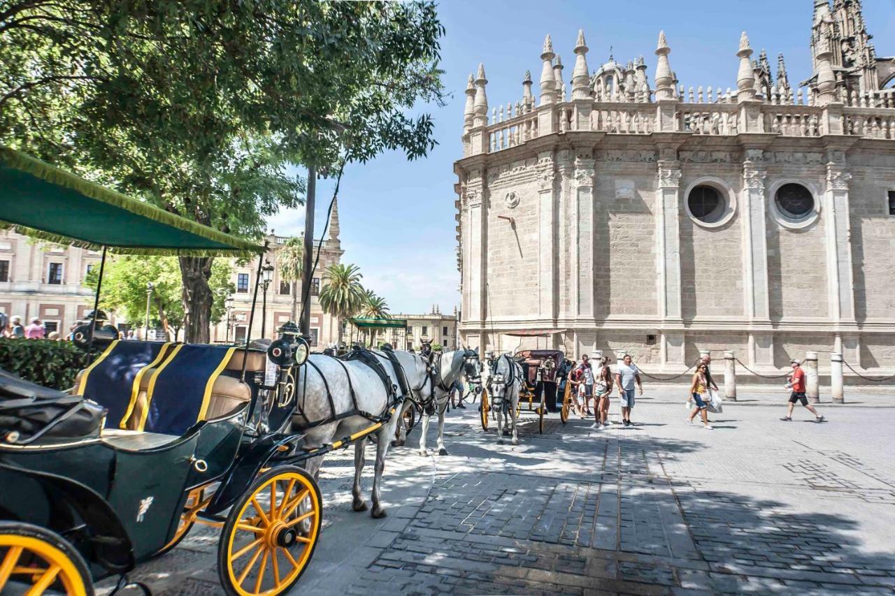 Abades Giralda Deluxe By Valcambre Apartment Seville Luaran gambar